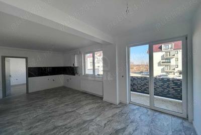 Apartament cu 3 camere semidecomandat în Florești - 1