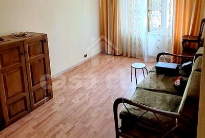 Apartament 2 camere decomandat, etaj 2, Micro 16 – zonă liniștită, semimobilat - 4