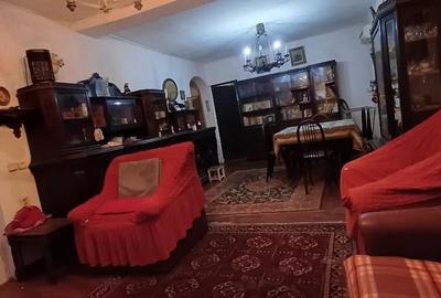 Casă individuală cu 4 camere cu Canalizare în Central - 17