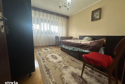 Apartament cu 3 camere decomandat, mobilat în Central - 2