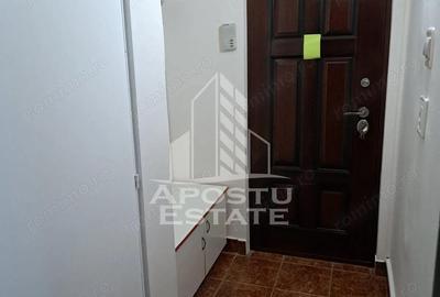 Garsonieră semidecomandată în Lipovei