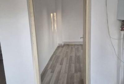 Casă cu 4 camere cu Teren 75 Mp în Central - 8