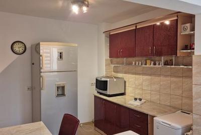 Apartament cu 2 camere decomandat în Central - 2