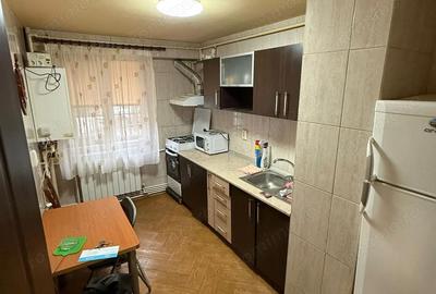 Garsonieră decomandată, mobilată în Km 4 - 10