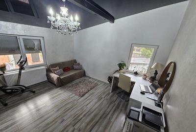 Casa renovata complet zona Mall - 2