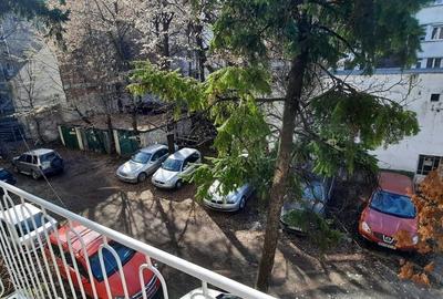 Apartament cu 2 camere decomandat în Ultracentral