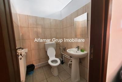Casă cu 9 camere cu Canalizare în 13 Septembrie - 13