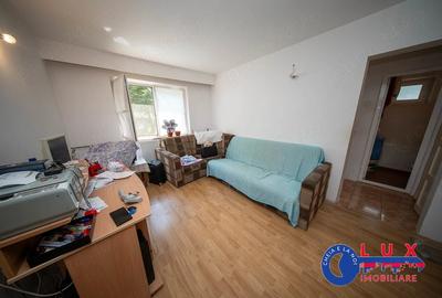 Apartament cu 2 camere semidecomandat în Babadag