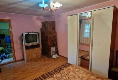 Casă cu 3 camere în Chercea - 5