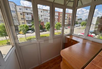 Apartament de vanzare, cu 3 camere, 65mp, zona Materna - Craiovita noua - 8