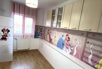 Apartament cu 2 camere decomandat în Malu Roșu - 3