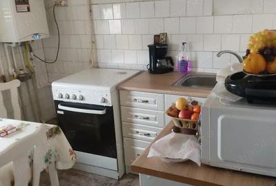 Apartament cu 3 camere decomandat în Central - 2