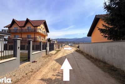 Teren de 1000 mp, în Cristian - 1