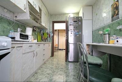 Vanzare -  Apartament 3 camere decomandat  Bulevardul Lacul  Tei  Doamna Ghica - 3