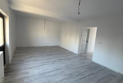 Casă cu 5 camere cu Teren 304 Mp în Măgurele - 15