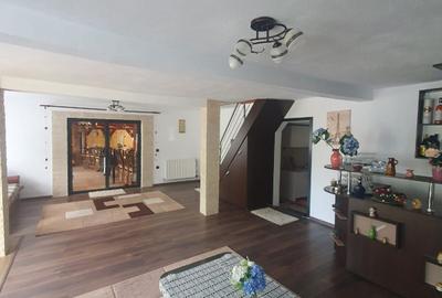 Casă cu 3 camere în Șinca - 8