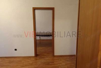 Apartament cu 2 camere nedecomandat în Buziașului