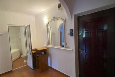 Garsonieră decomandată în Gară - 6