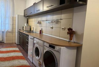 Apartament cu 2 camere decomandat în Recea - 1