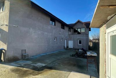 Casă cu 6 camere cu Teren 600 Mp în Moldoveni - 4