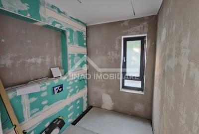 Duplex de vanzare 120mp utili, teren 375mp, curte pavata, semifinisat. - 11