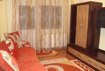 Apartament cu 2 camere decomandat în Central - 1