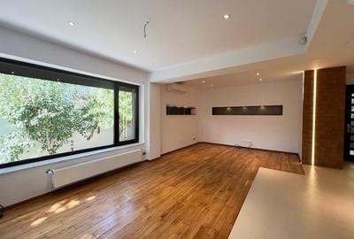 Casă individuală cu 4 camere cu Canalizare în Central - 3