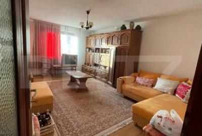 Casă cu 4 camere cu Teren 2800 Mp în Central