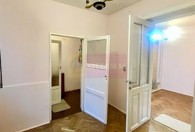 Casă cu 2 camere cu Canalizare în P-ța Romană - 3