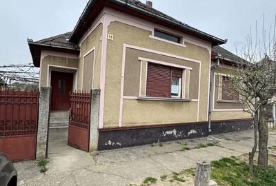 Casă cu 4 camere în Halmeu - 2