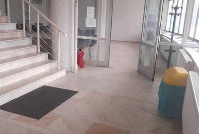 Birou, de 20 mp, în Centrul Civic - 22