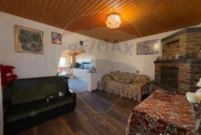 Casă cu 2 camere cu Teren 3050 Mp în Vătășești - 8