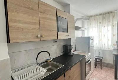 Garsonieră decomandată în Central - 2