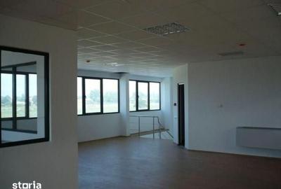 Spațiu comercial, de 1,400 mp, în Nord - 1