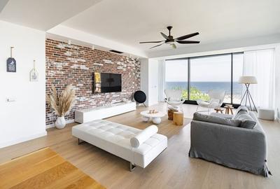 Penthouse cu vedere frontala la mare - 1