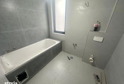 Casă cu 4 camere cu Teren 245 Mp în Central - 9