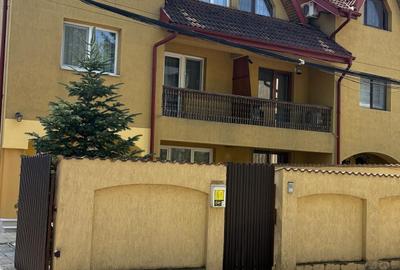 Casă individuală cu 5 camere cu Garaj în Băneasa - 1