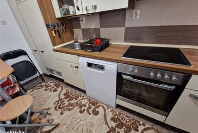 Casă cu 7 camere cu Teren 600 Mp în Central - 11