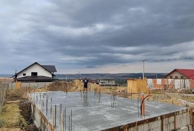 Teren Construcții intravilan de 1000 mp, în Perieni - 6