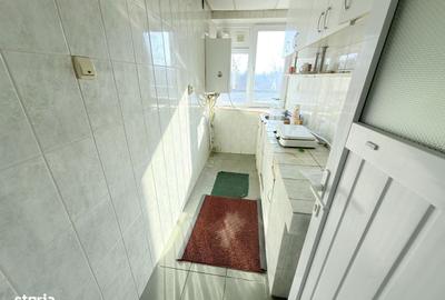 Spațiu comercial, de 300 mp, în Central - 6