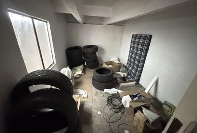 Hale pentru depozitare zona Halta Traian - Interioara 3 - 9