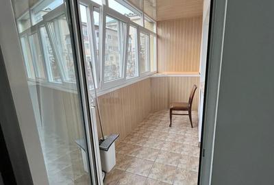 Apartament cu 3 camere decomandat în Micro 11 - 6