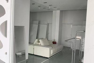 Spațiu comercial, de 290 mp, în Port - 7