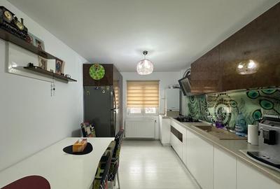 Apartament cu 2 camere decomandat în Malu Roșu - 3