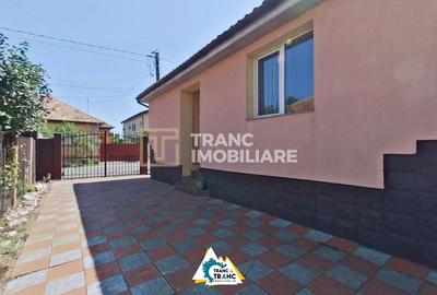 Casă cu 5 camere cu Canalizare în Grădiște - 2