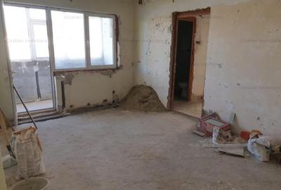 Apartament cu 3 camere semidecomandat în Viziru 1 - 5