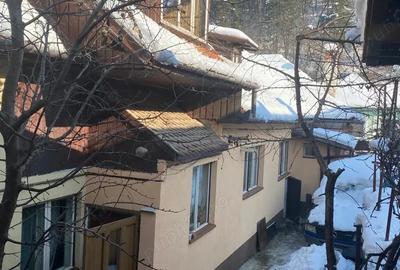 Proprietar, singur in curte, vand casa in Ra?nov! - 2