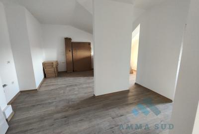 Casă individuală cu 15 camere cu Canalizare în Apărătorii Patriei - 23