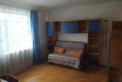 Inchiriez apartament 3 camere ultracentral - 1