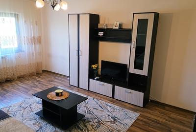 Oferta de inchiriere a unui apartament in cartierul Siderurgistilor